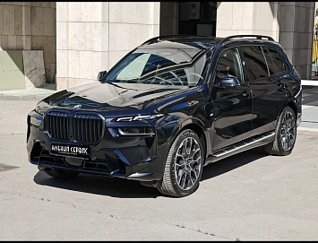 BMW X7, 2024г, полный привод, автомат