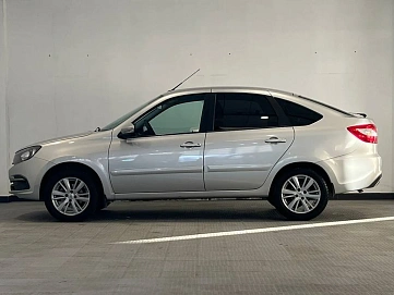 Lada (ВАЗ) Granta, 2021г, передний привод, механика