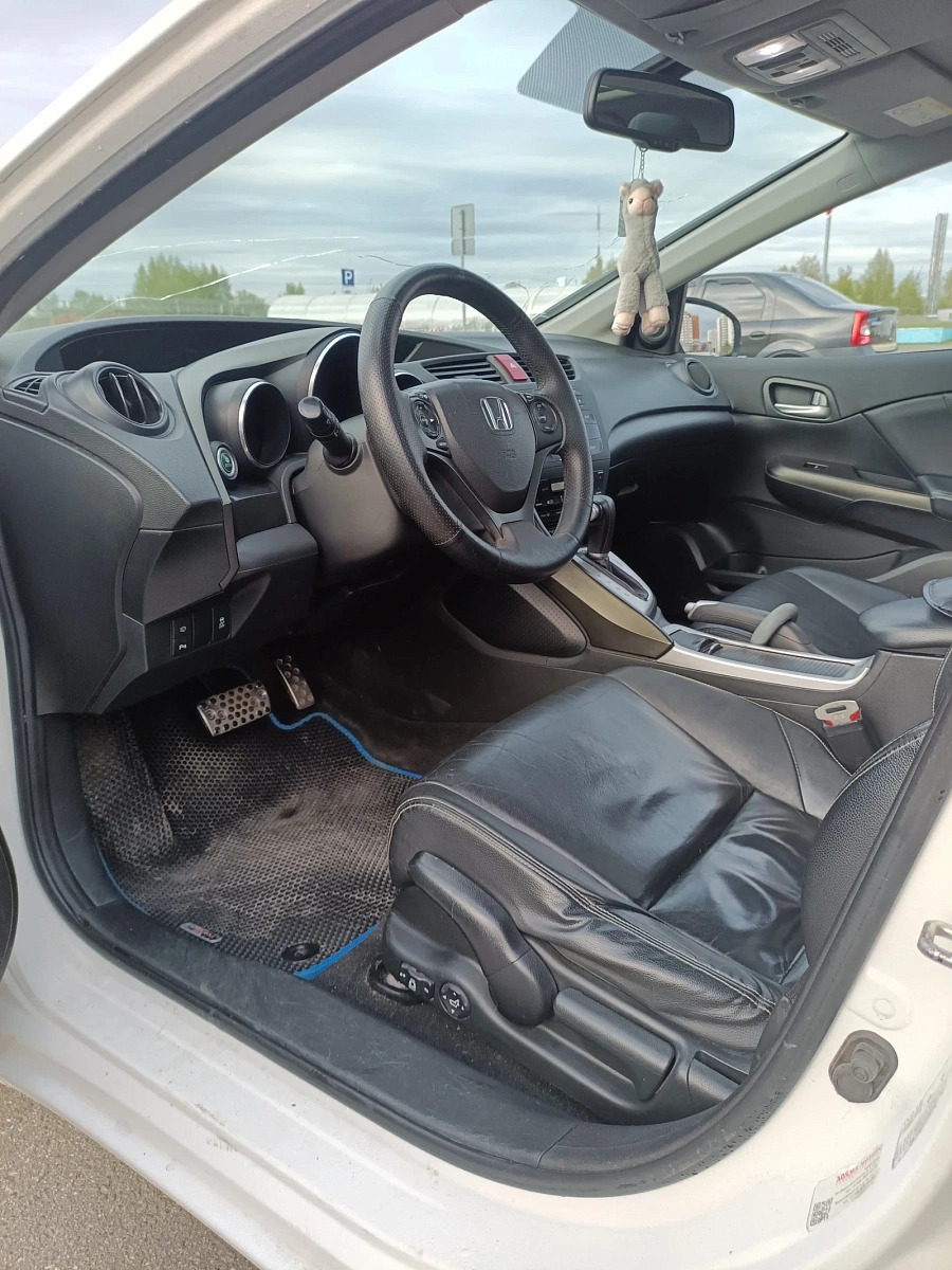 Honda Civic, 2013г., передний привод, автомат