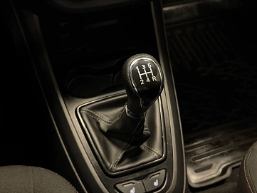 Lada (ВАЗ) Vesta, 2017г, передний привод, механика