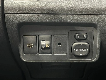 Toyota Corolla, 2010г, передний привод, механика