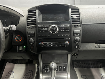 Nissan Pathfinder, 2011г, полный привод, автомат