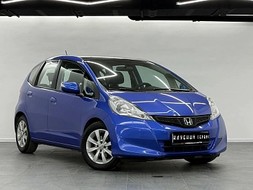Honda Jazz, 2012г, передний привод, вариатор