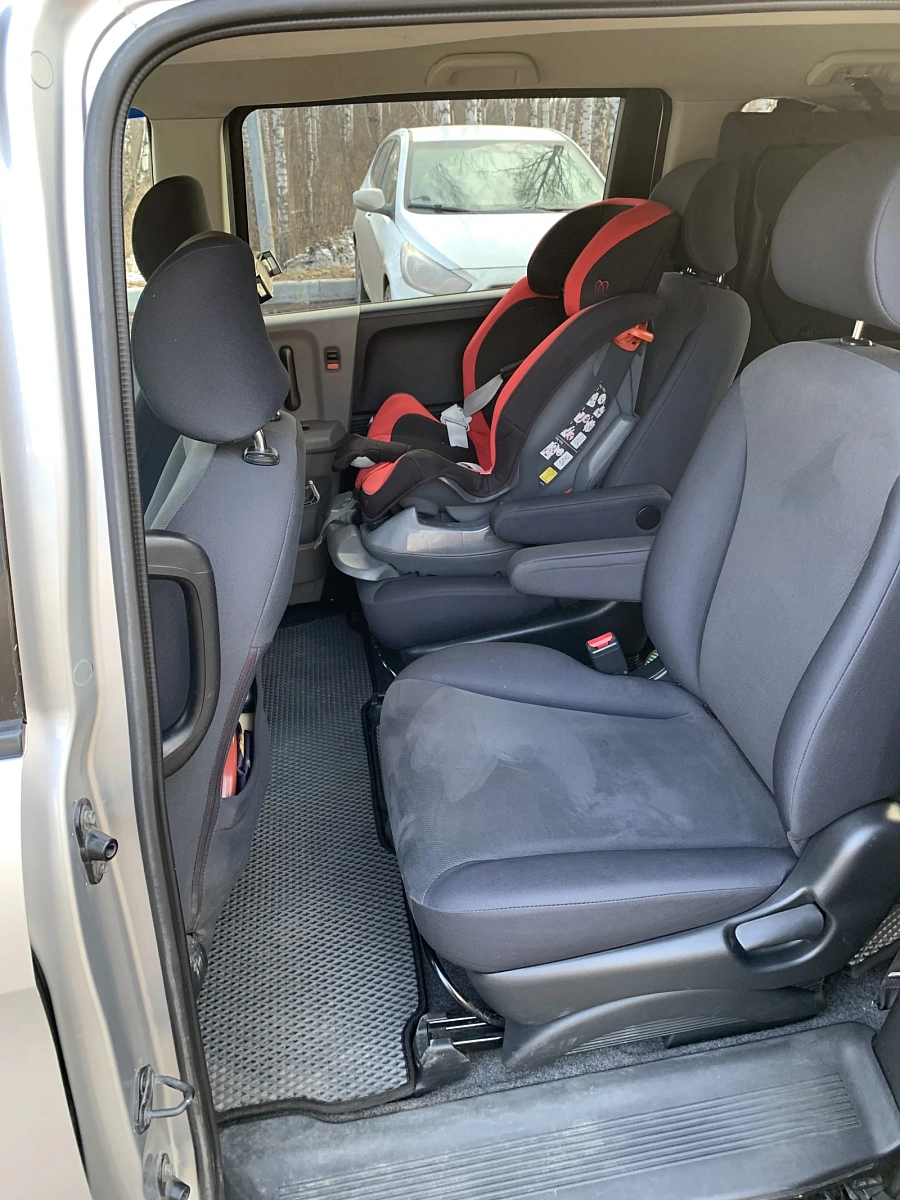 Honda Freed, 2010г., передний привод, вариатор