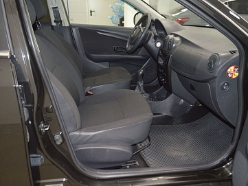 Nissan Almera, 2015г, передний привод, механика