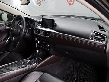 Mazda 6, 2015г, передний привод, автомат
