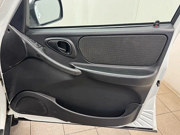 Chevrolet Niva, 2015г, полный привод, механика