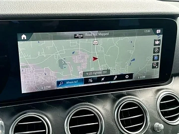 Mercedes-Benz E-Класс, 2021г, полный привод, автомат