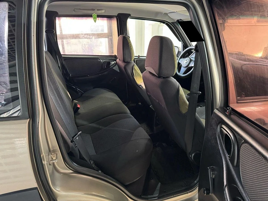 Chevrolet Niva, 2011г., полный привод, механика