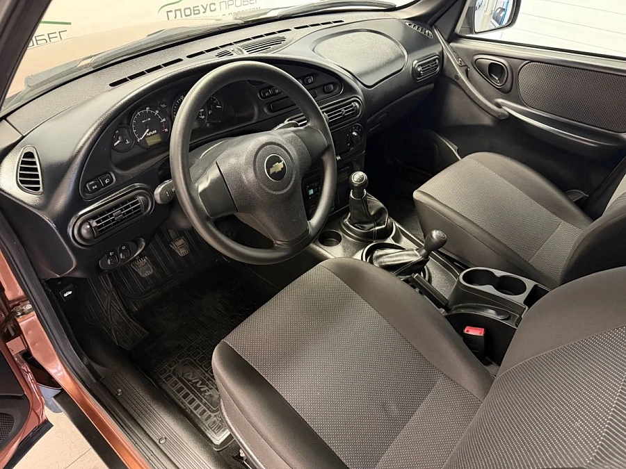 Chevrolet Niva, 2018г., передний привод, механика