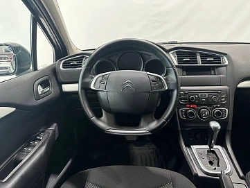Citroen C4, 2015г, передний привод, автомат