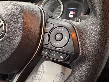 Toyota Corolla, 2022г, передний привод, вариатор