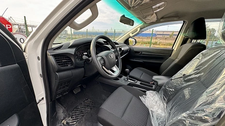Toyota Hilux, 2024г, полный привод, автомат