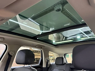 Volkswagen Touareg, 2025г, полный привод, автомат