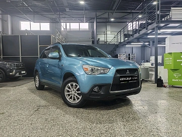 Mitsubishi ASX, 2011г, передний привод, вариатор