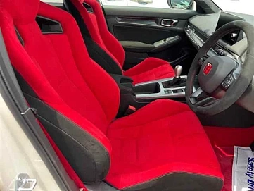 Honda Civic Type R, 2022г, передний привод, механика