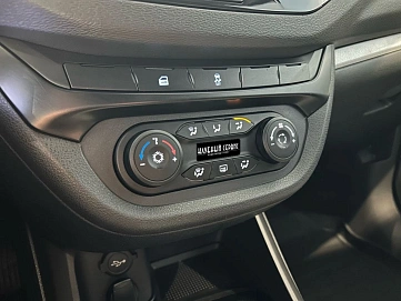 Lada (ВАЗ) Vesta, 2019г, передний привод, механика