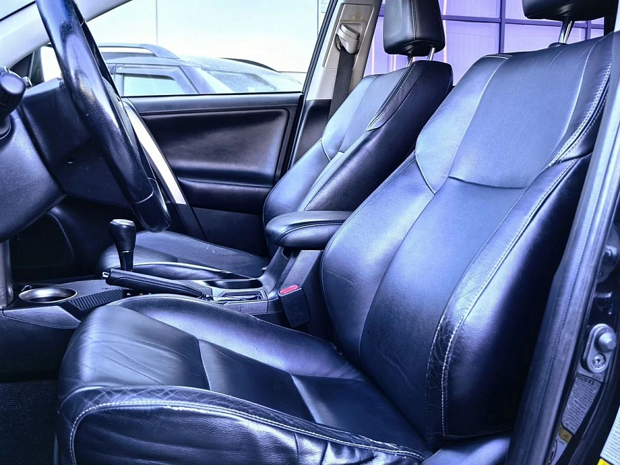 Toyota RAV4, 2013г., полный привод, автомат