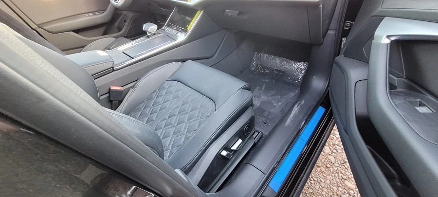 Audi A6, 2025г., полный привод, робот