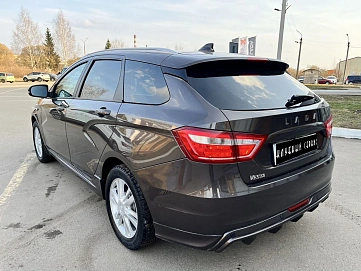Lada (ВАЗ) Vesta, 2018г, передний привод, механика
