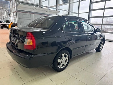 Hyundai Accent, 2009г, передний привод, механика