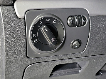 Volkswagen Golf, 2010г, передний привод, робот