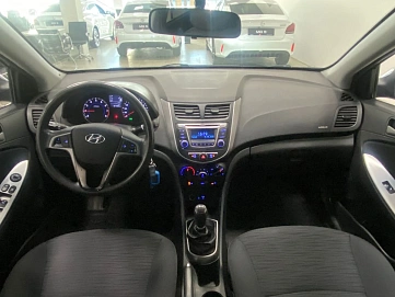 Hyundai Solaris, 2015г, передний привод, механика