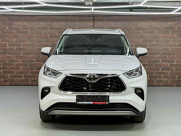 Toyota Highlander, 2025г, полный привод, автомат