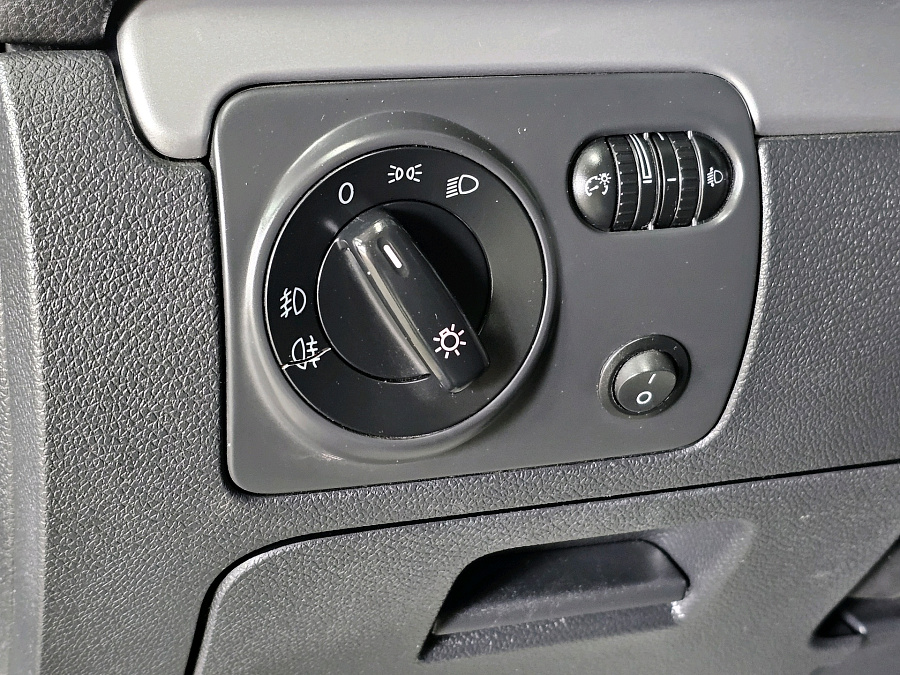 Volkswagen Golf, 2010г., передний привод, робот