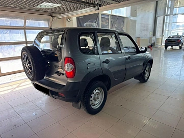 Chevrolet Niva, 2015г, полный привод, механика