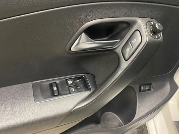 Volkswagen Polo, 2011г, передний привод, механика