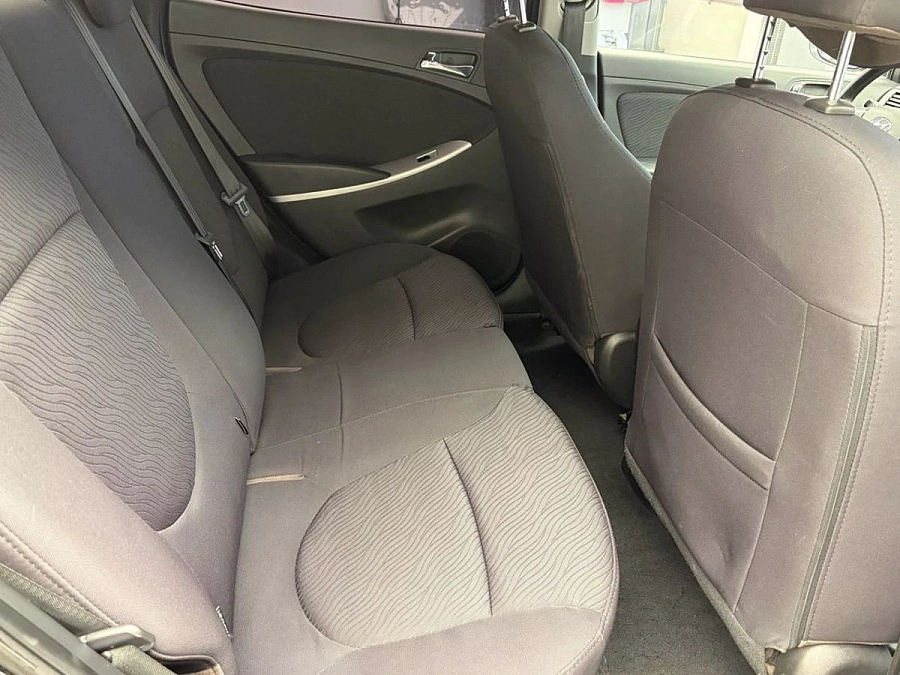 Hyundai Solaris, 2012г., передний привод, автомат
