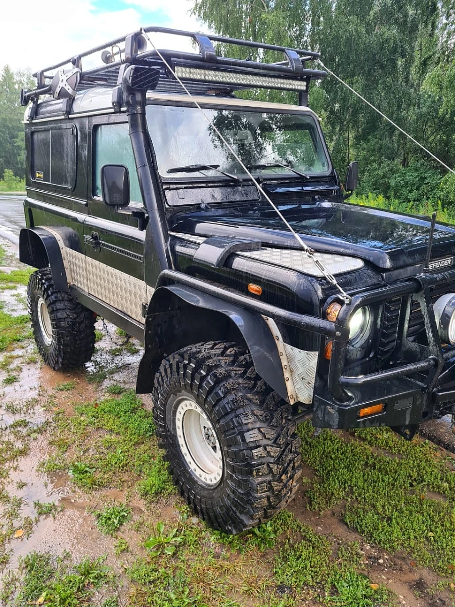 Land Rover Defender, 2006г., полный привод, механика