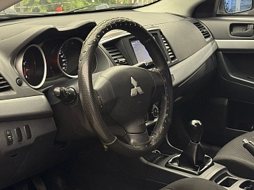 Mitsubishi Lancer, 2011г, передний привод, механика
