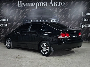 Honda Civic, 2009г., передний привод, автомат