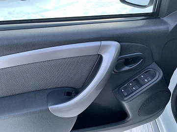 Renault Duster, 2013г, полный привод, механика