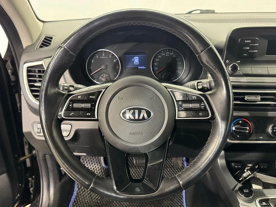 Kia Seltos, 2021г., передний привод, автомат