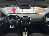 Kia Ceed, 2012г., передний привод, автомат