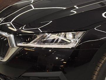 Skoda Octavia, 2024г, передний привод, робот