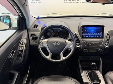 Hyundai ix35, 2014г., передний привод, механика