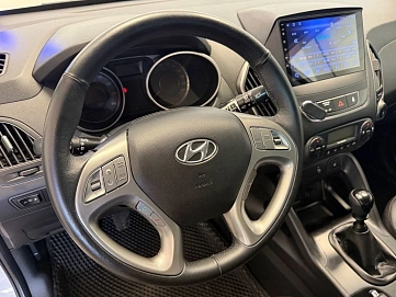 Hyundai ix35, 2014г., передний привод, механика