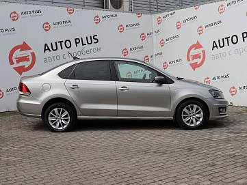 Volkswagen Polo, 2017г, передний привод, робот