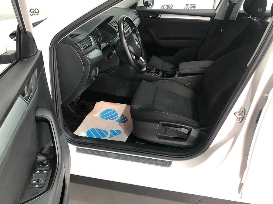 Skoda Superb, 2017г., передний привод, автомат