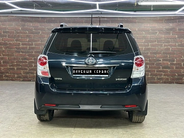 Toyota Verso, 2013г, передний привод, вариатор