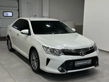 Toyota Camry, 2016г, передний привод, автомат