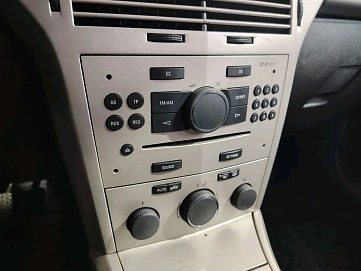 Opel Astra, 2007г, передний привод, механика