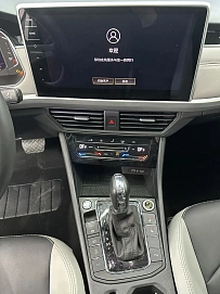 Volkswagen Bora, 2022г, передний привод, робот