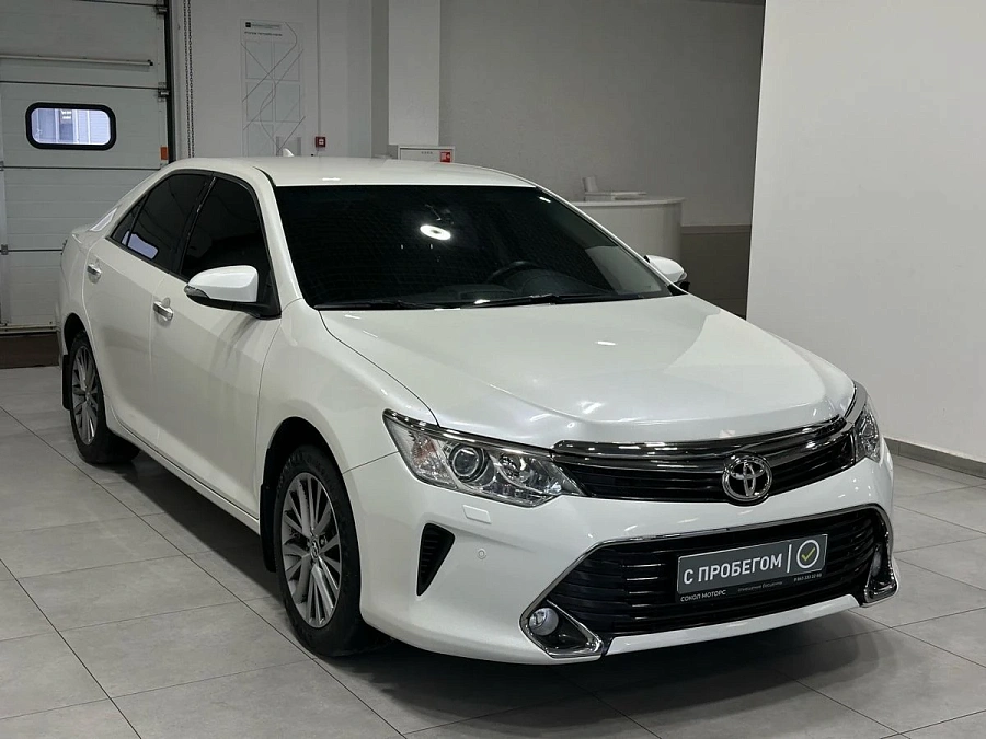 Toyota Camry, 2016г., передний привод, автомат