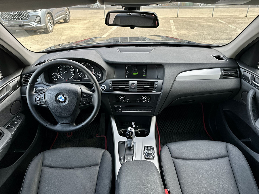 BMW , 2011г., передний привод, автомат