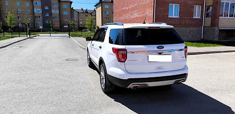 Ford Explorer, 2017г, полный привод, автомат